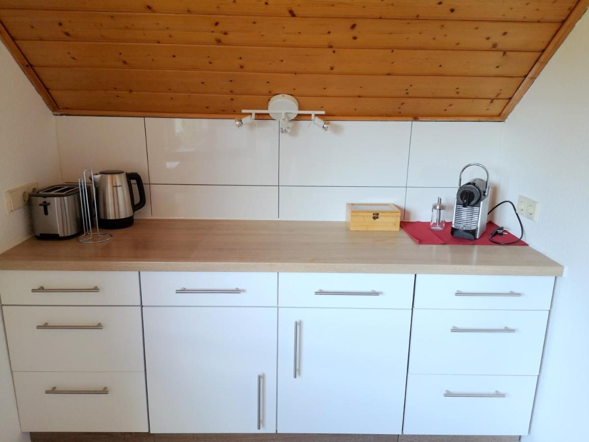 Family-Apartment Mit Balkon, Kueche, Parkplatz & Waschmaschine Ofemburgo Exterior foto